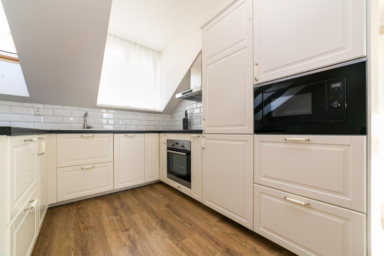 New Apartment 6 - Self Check In, Free Parking Bratislava Esterno foto
