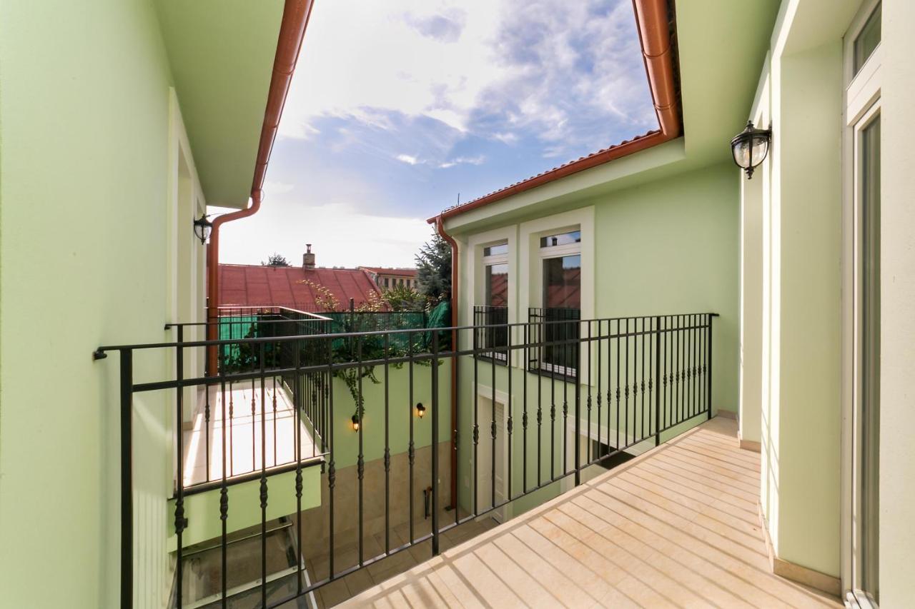 New Apartment 6 - Self Check In, Free Parking Bratislava Esterno foto